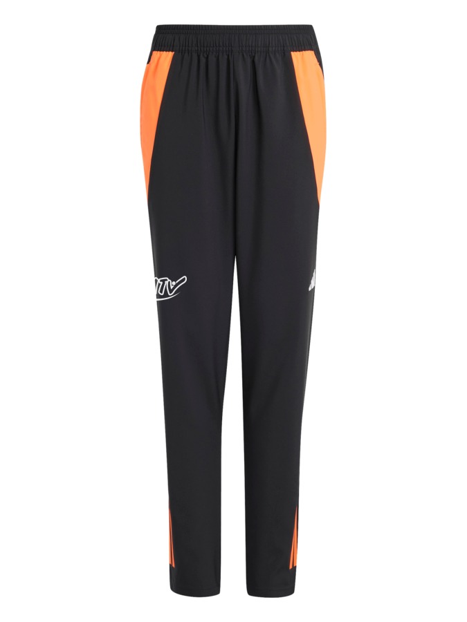 Schwarz-Orange-Weiß